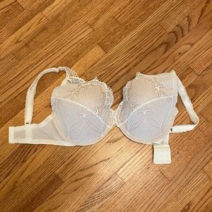 36G White / Ivory Wonderbra